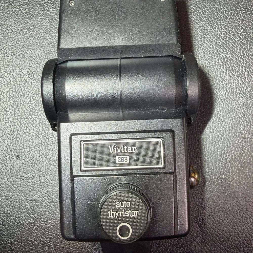 Vivitar 283 Black Flash Unit